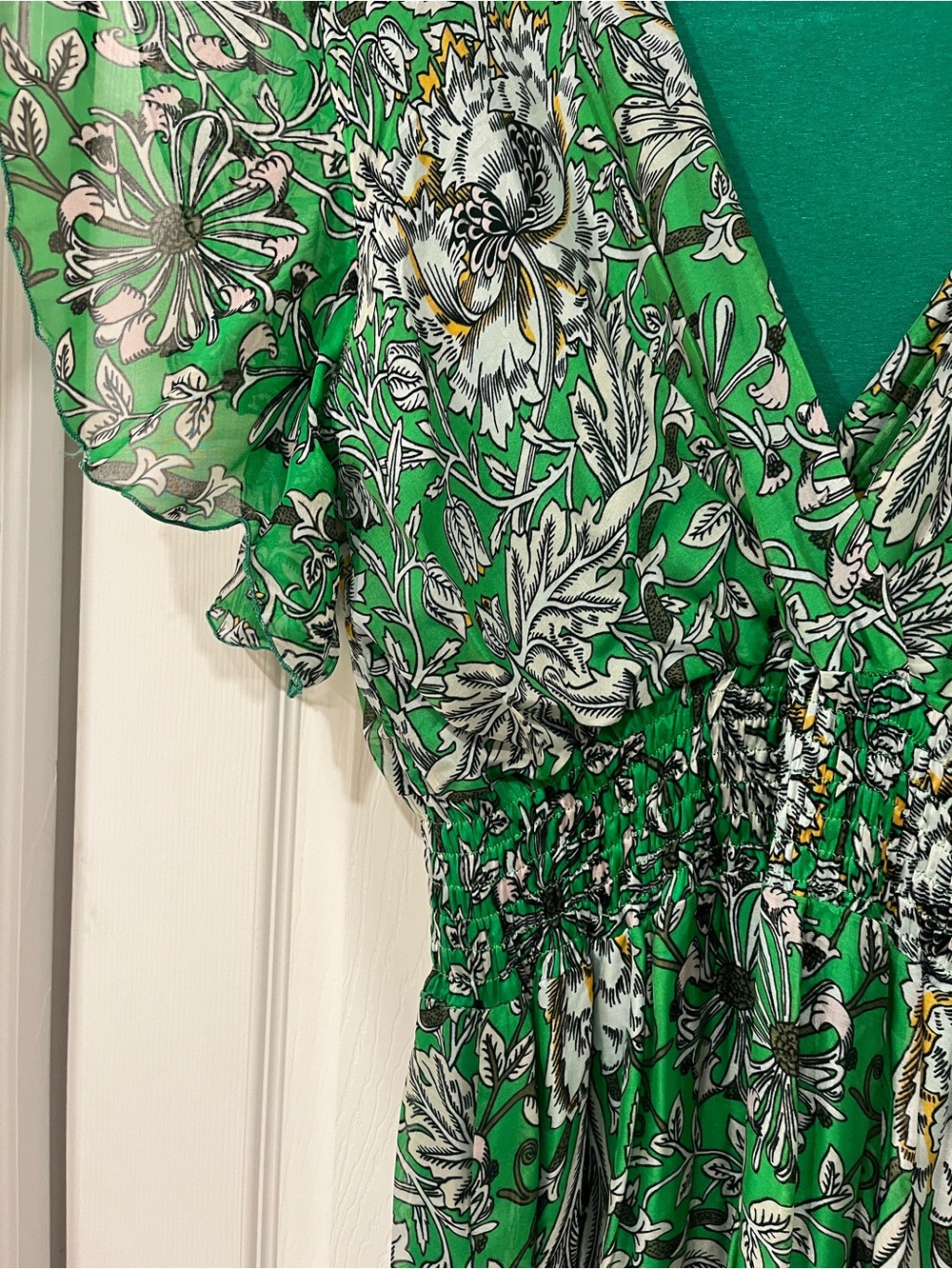 Le Ragarre made in Italy Green Floral V-Neck Midi Dress - Picture 3 of 4